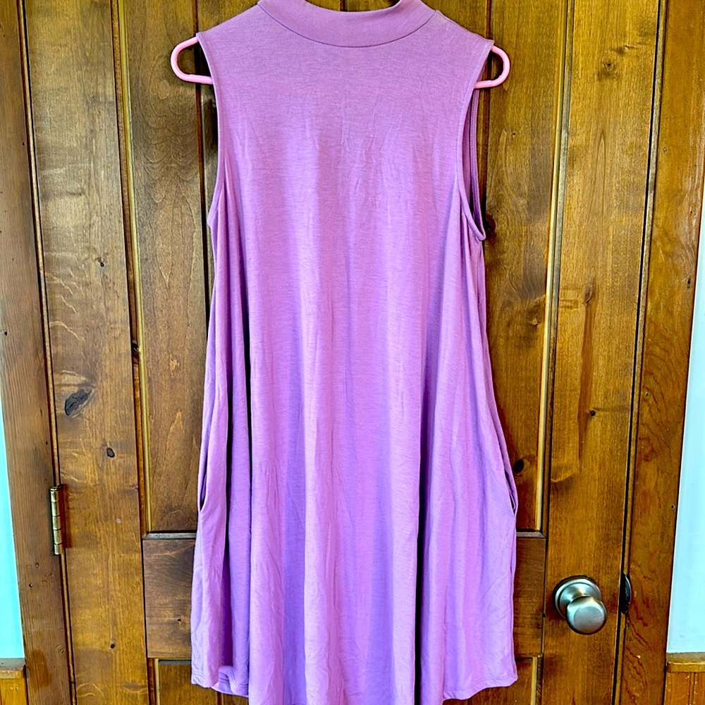 Short sleeve dress knee length